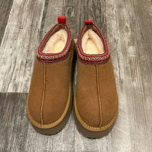 Cozy Brown Slip-On Women’s Shoes Size EU Size 39=US Size 8